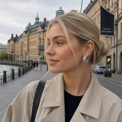 RURI ÖRHÄNGEN