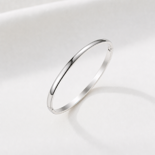 Smalt slät silverarmband, sluten modell