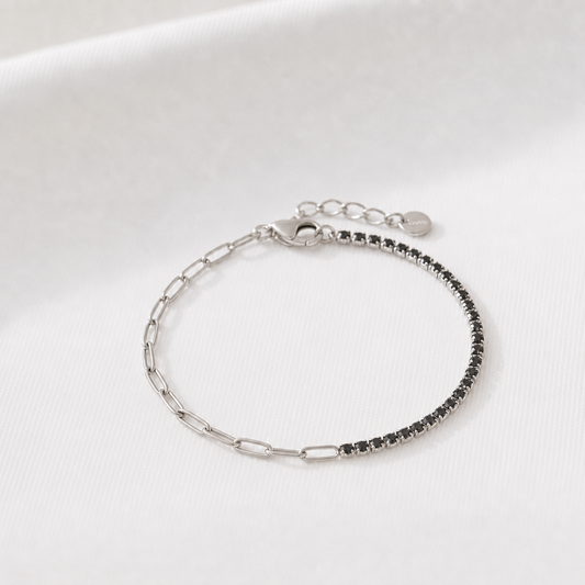 Silverarmband med länkkedja och svarta stenar